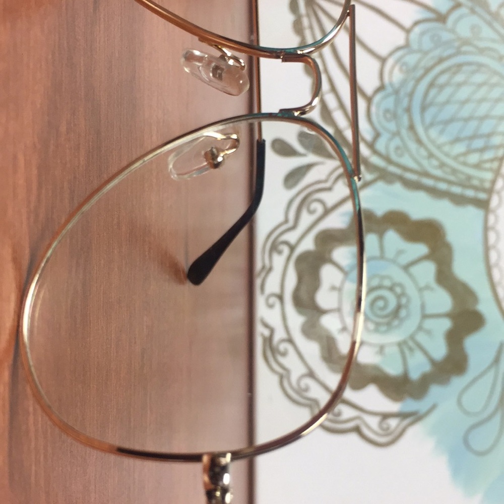 gold framed fashion glasses